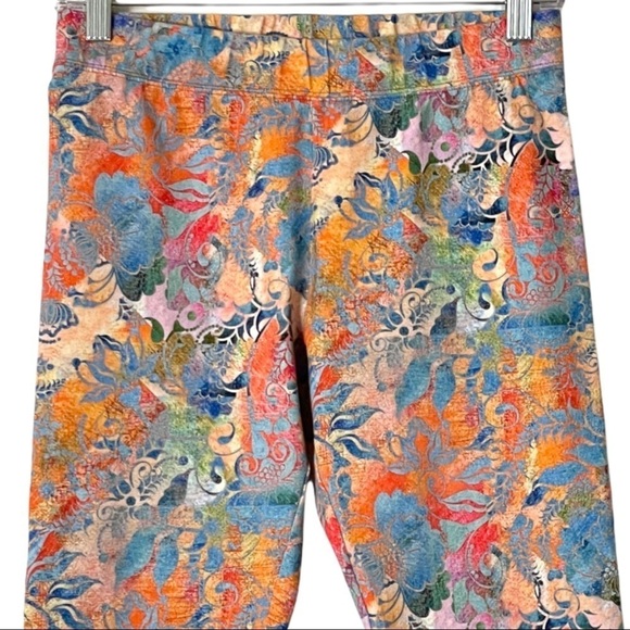 ๐บ Soft Surroundings Have to Have Colorful Floral Print Crop Leggings Size XS - Picture 3 of 8